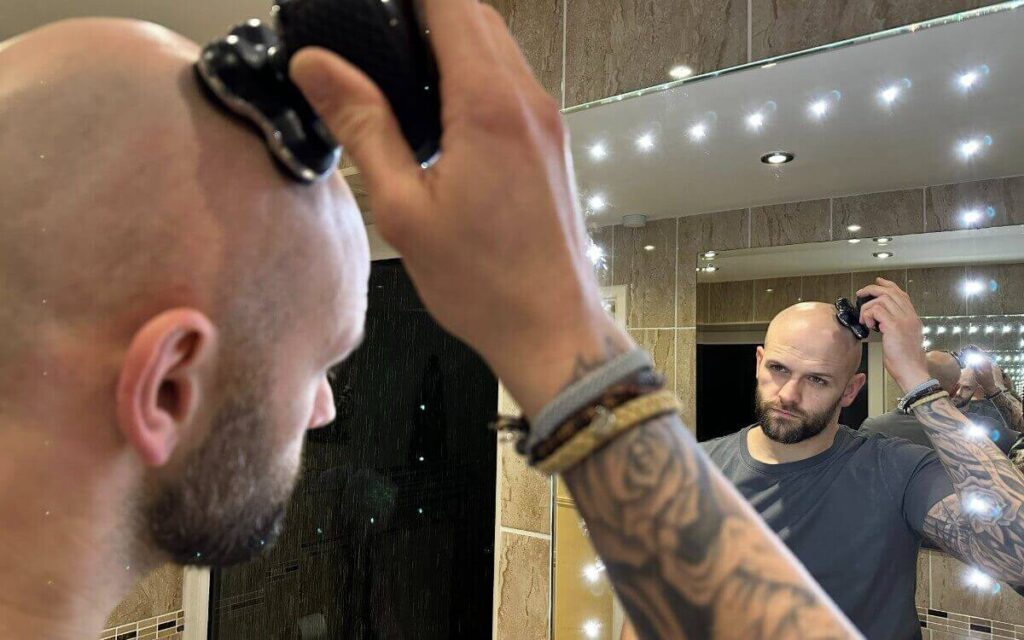 Shaving my head with the Remington Balder Pro